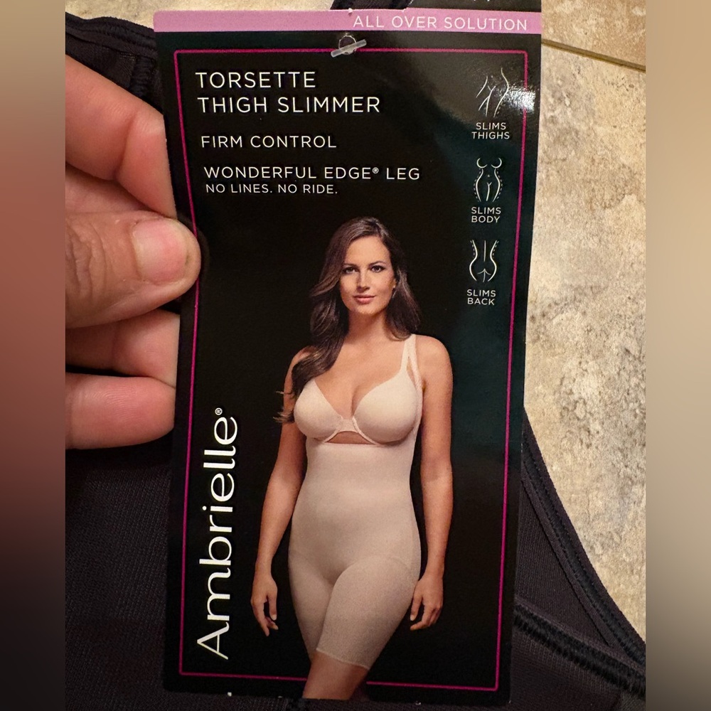 NWT Ambrielle High Waist Thigh and Back Magic
Body Shaper Medium - Picture 3 of 7